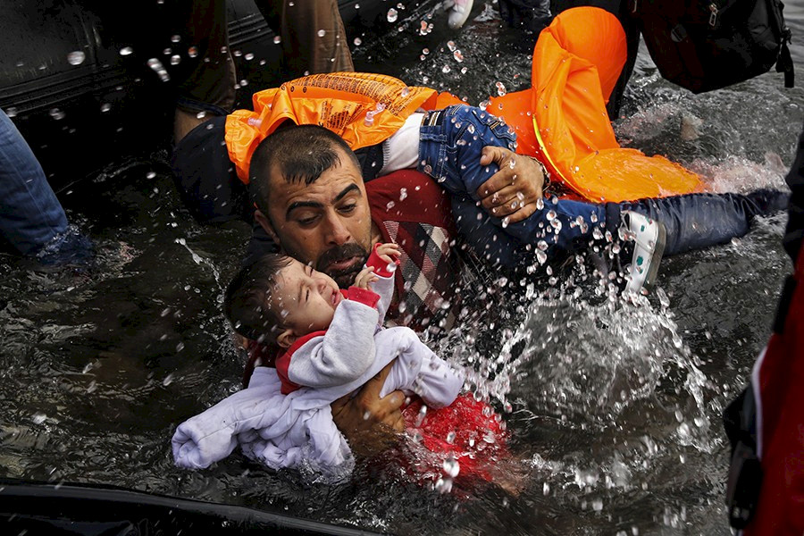 Yannis Behrakis, Thomson Reuters